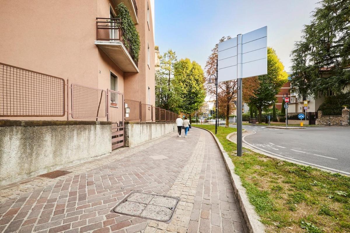 100M Dalla Funicolare Di Citta Alta- 10 Ospiti Бергамо Екстер'єр фото